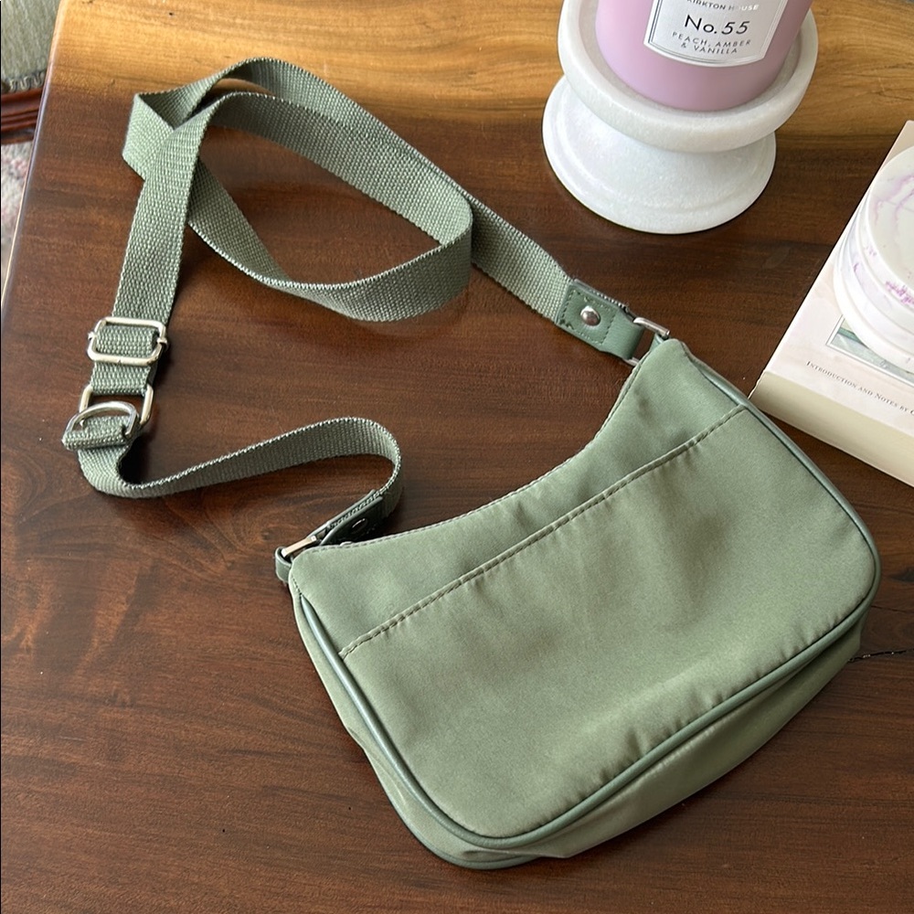 Wild Fable Green Crossbody Bag with Adjustable Strap